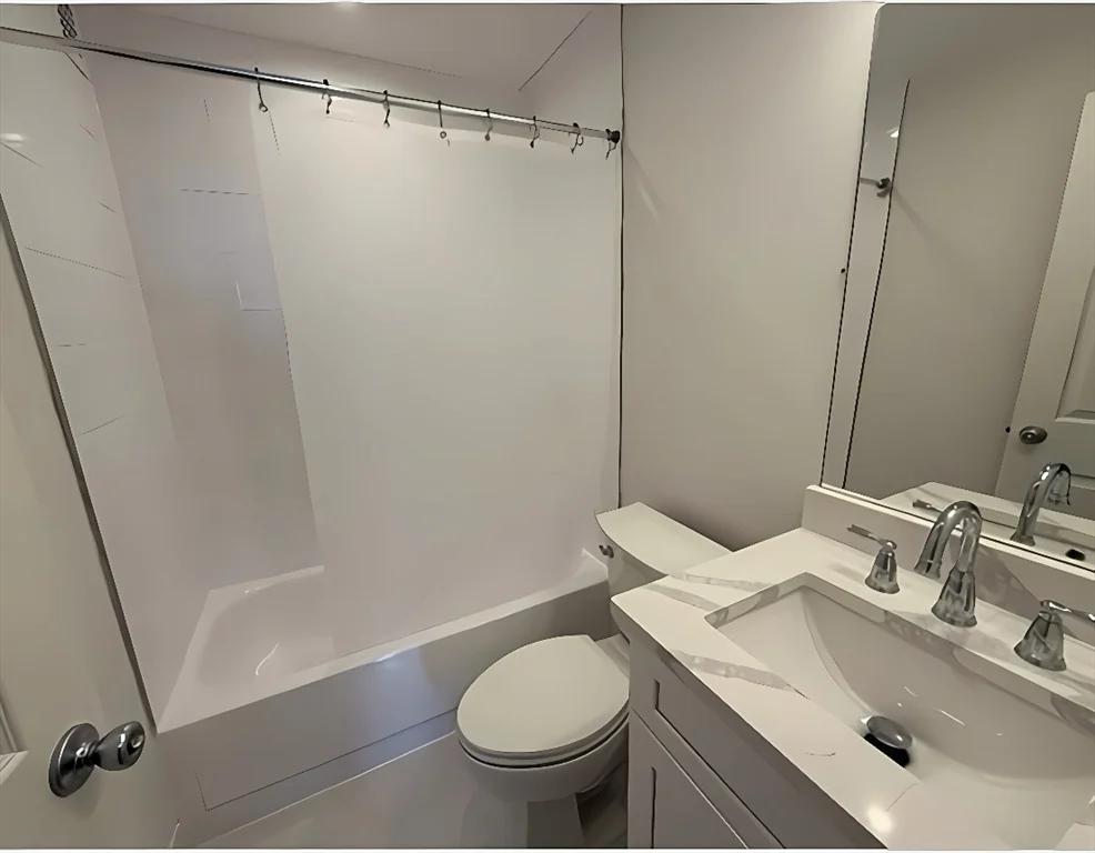 44 Washington St, Brookline Village