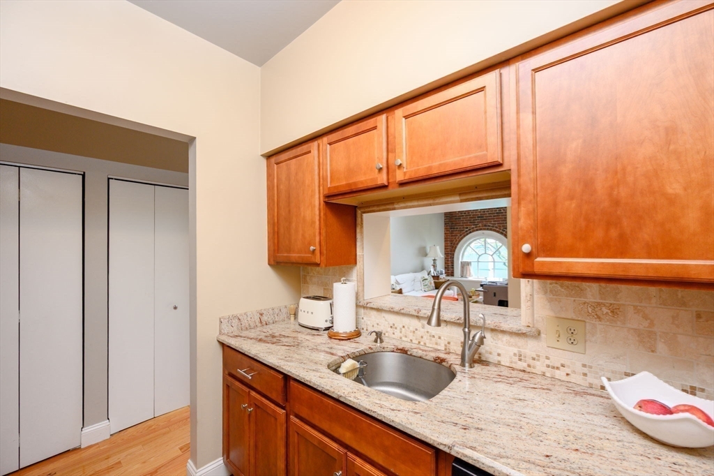 106 13th St, Charlestown