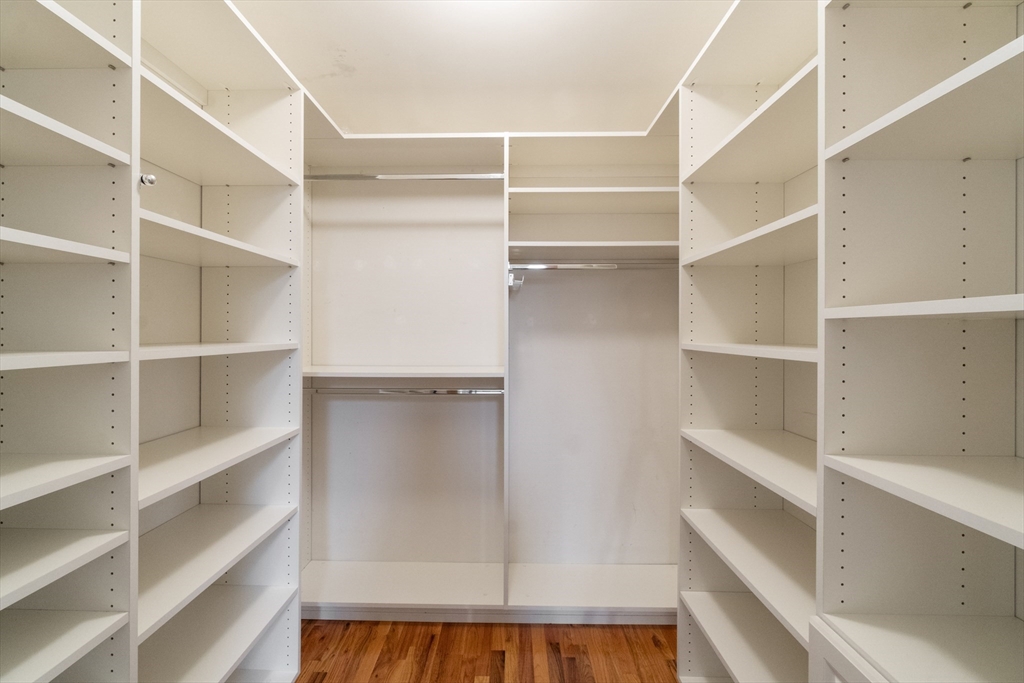 15 Mount Vernon St, Neighborhood Nine