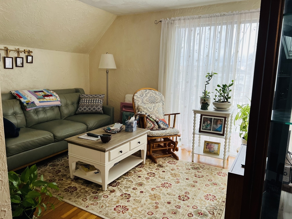 153A Belmont St, Everett