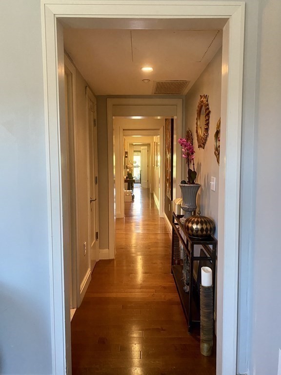 424 Massachusetts Ave, South End