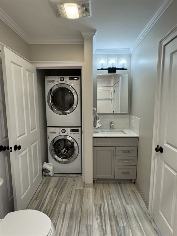 105 Pleasant St, South Weymouth