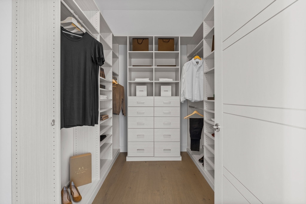 40 Traveler, South End