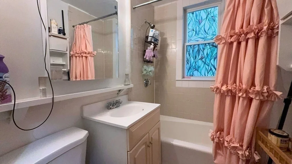 26 Darling, Mission Hill