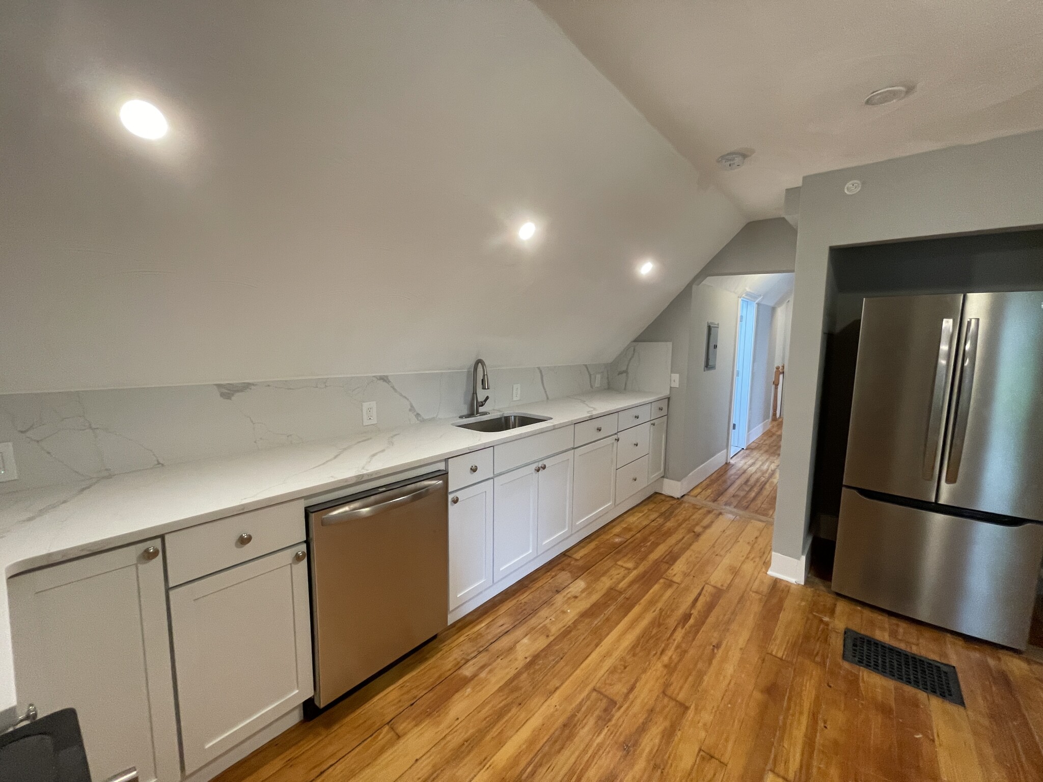 35 Cameron Ave, Teele Square