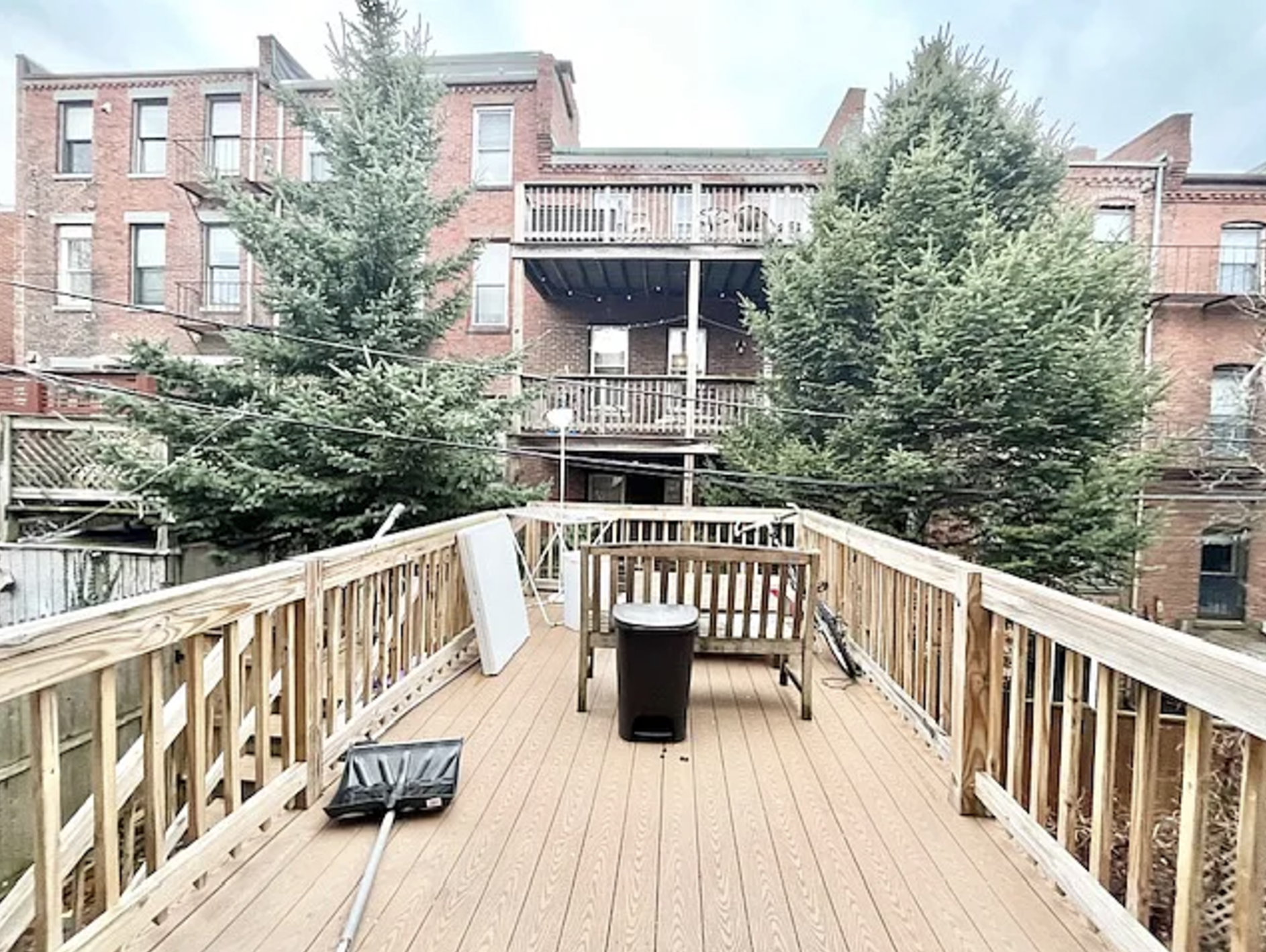 23 Highland Park Ave, Roxbury