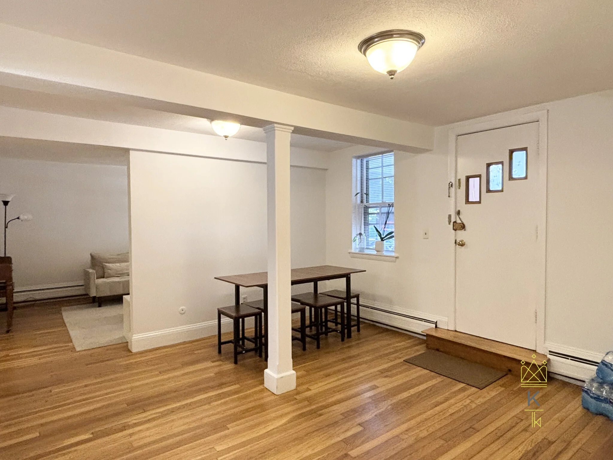 1819 Beacon St, Brookline