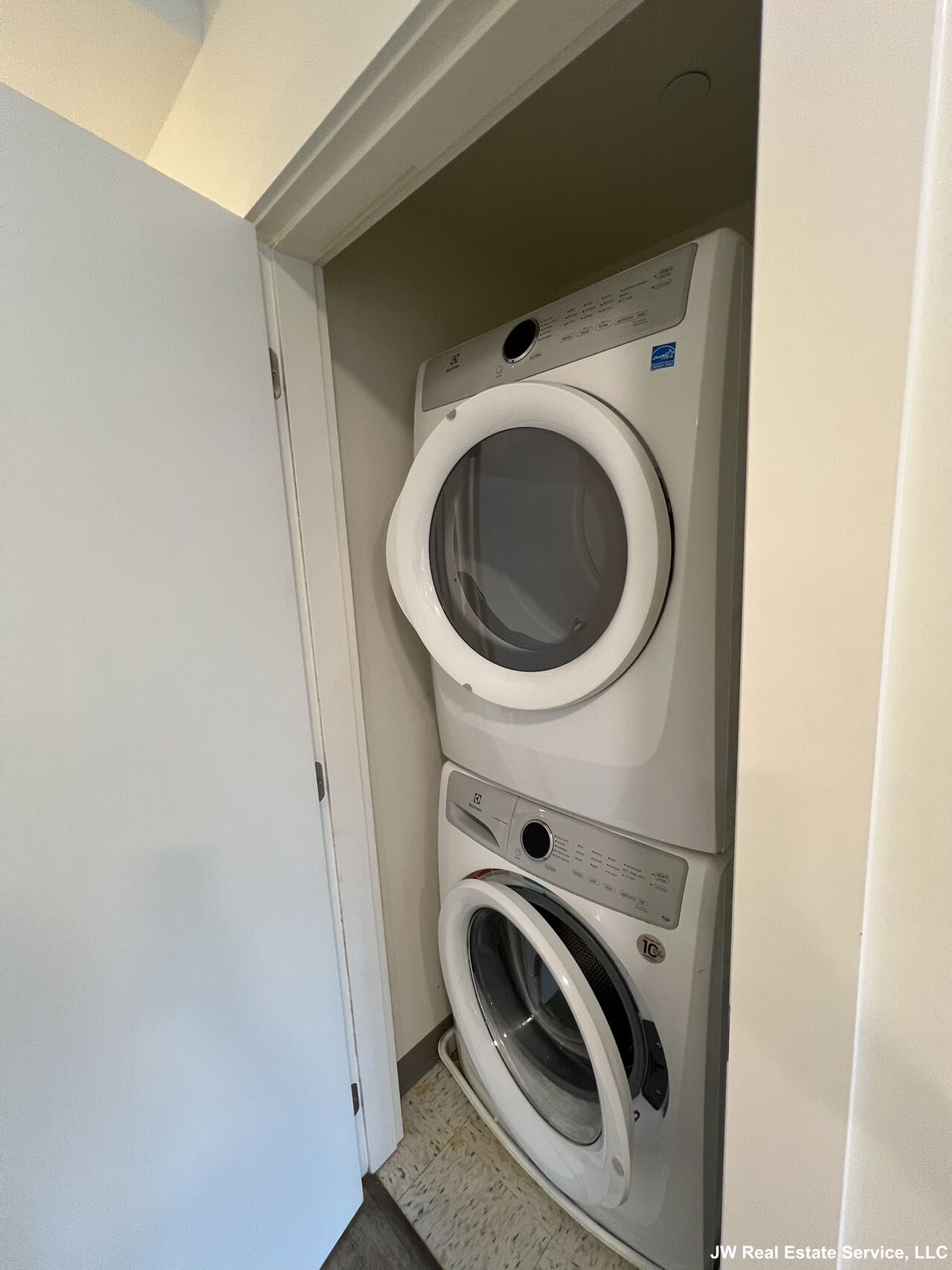 2 bed, 2 bath apartment for rent at 20 Penniman Rd Unit 201, Allston — photo 14 of 15