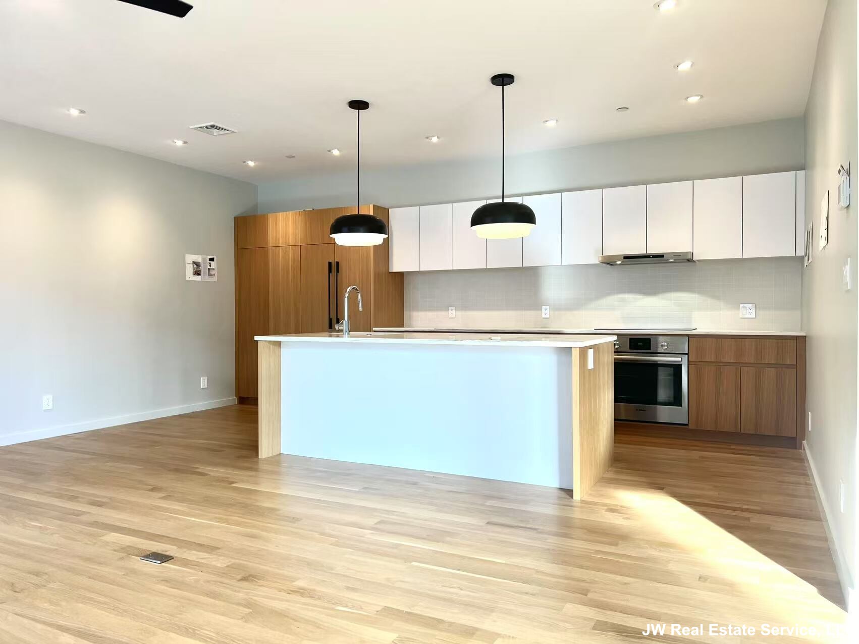 145 Willow St, Wellington-Harrington