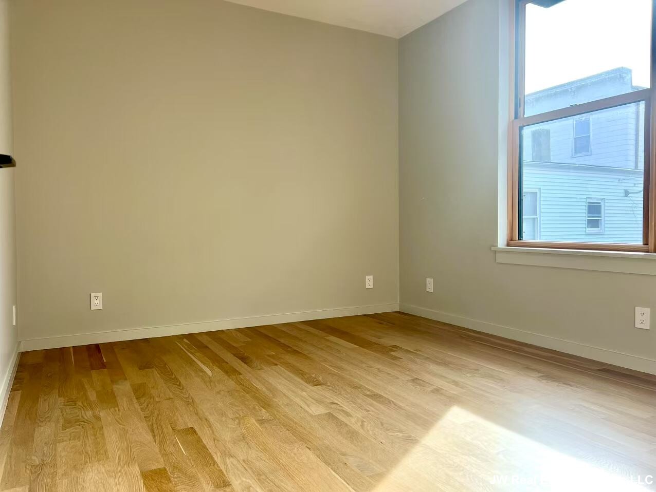 145 Willow St, Wellington-Harrington