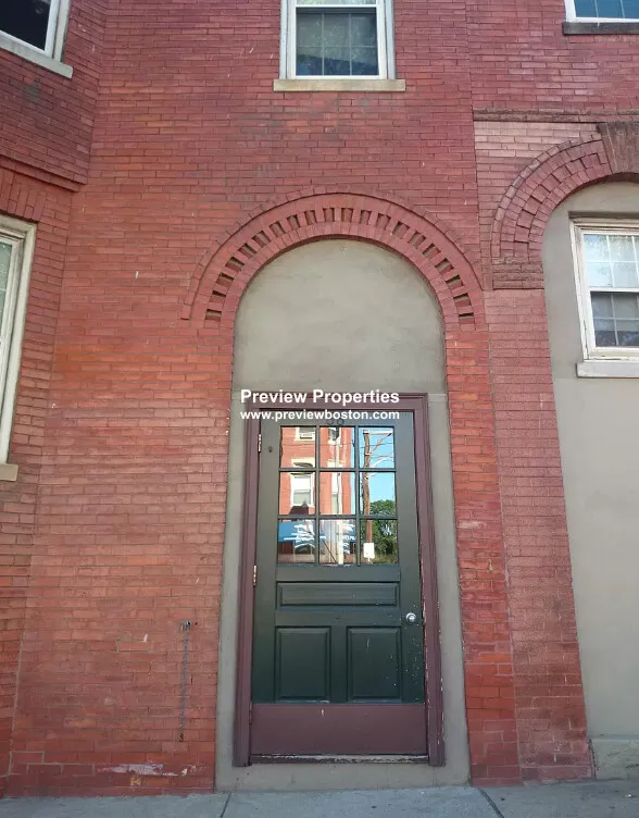 66 South Huntington Ave, Jamaica Plain