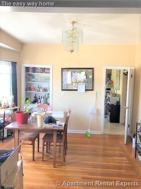 122 Frederick Ave, Tufts