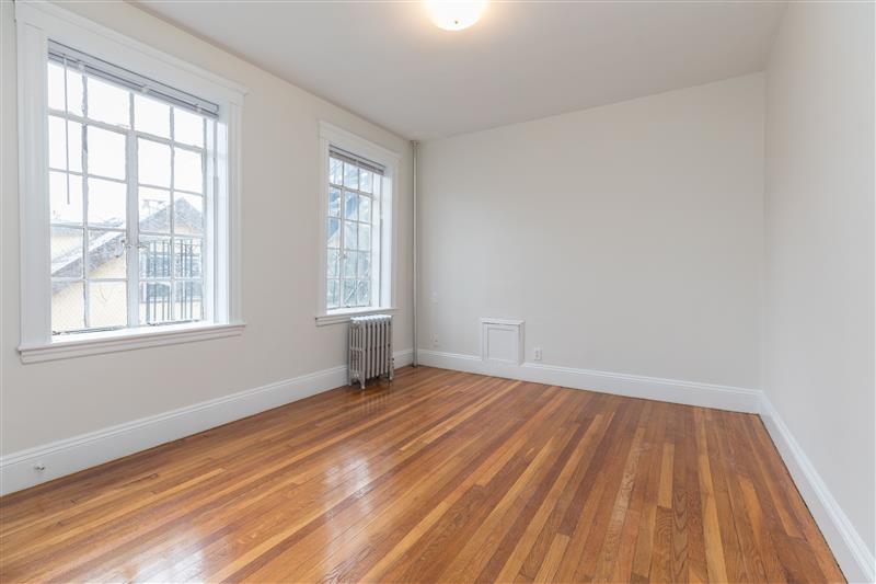 28 Langdon St, Neighborhood Nine