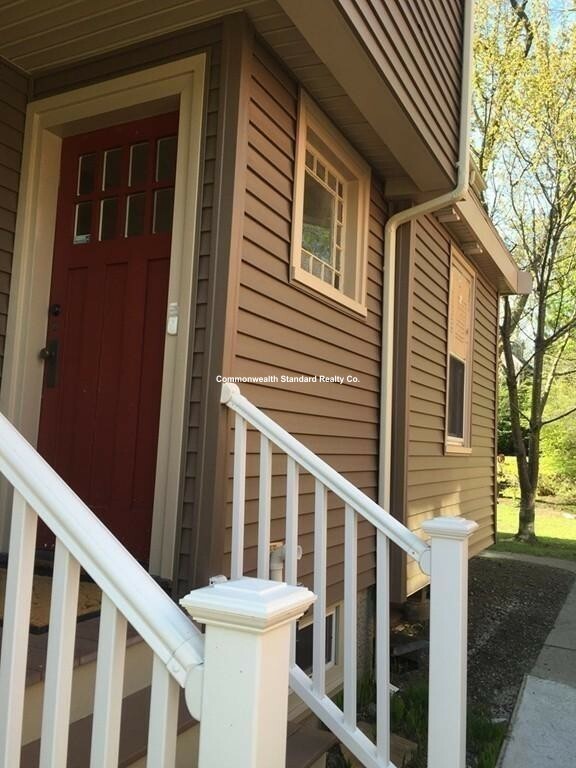 15 Hillside Rd, Newton Highlands