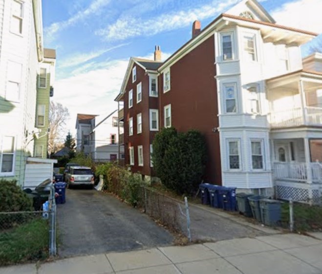 71 Saxton, Dorchester