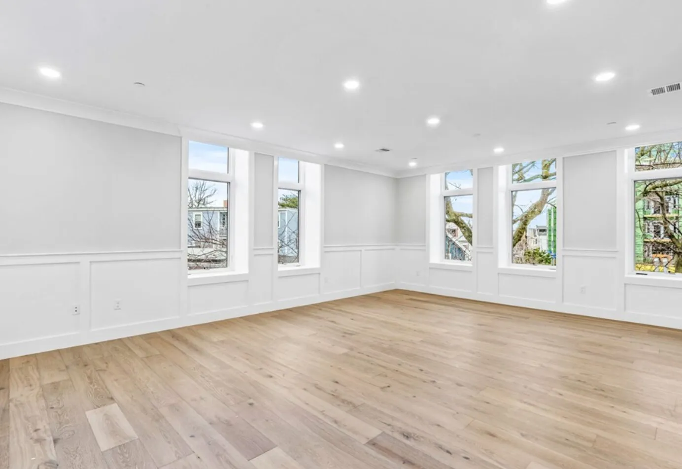 300 Somerville Ave, Ward Two