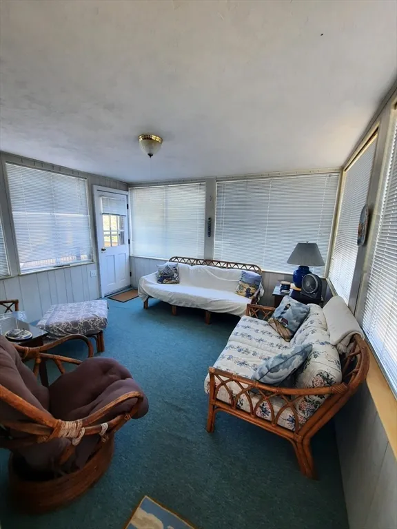 21 Manchester St, Scituate