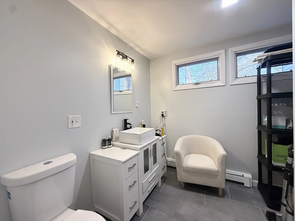 58 Lake St, Lakeview