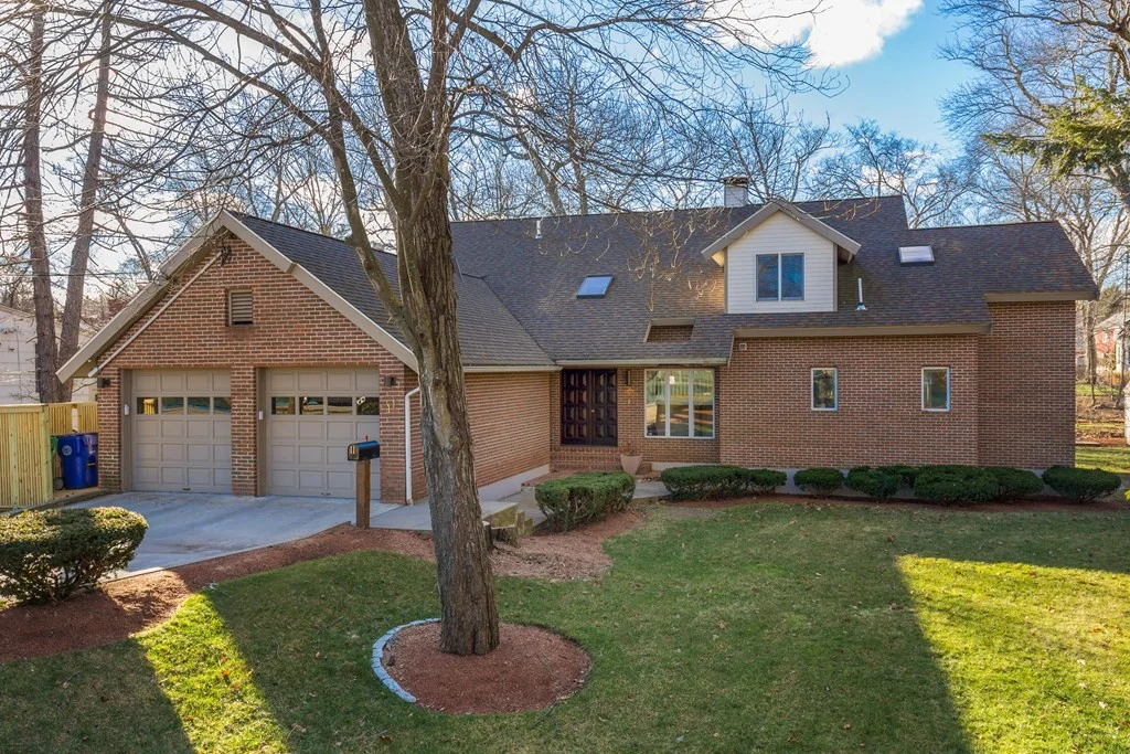 11 Beethoven Ave, Waban