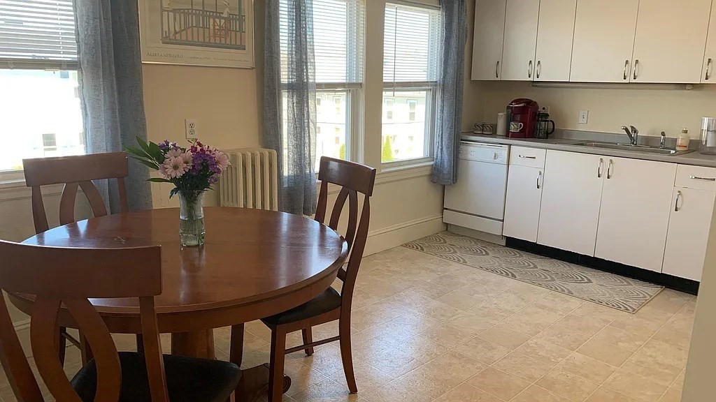 12 Homer St, Watertown