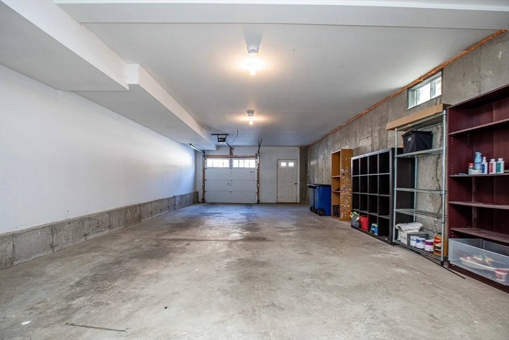 8 Summer Hill Circle, Arlington