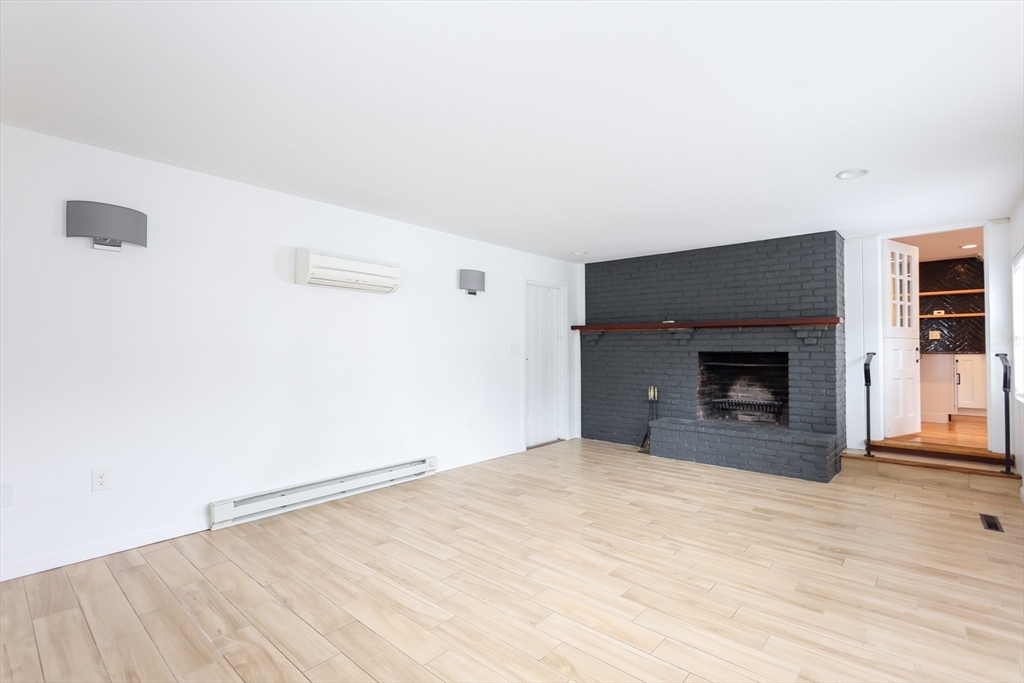 321 Nichols St, Norwood