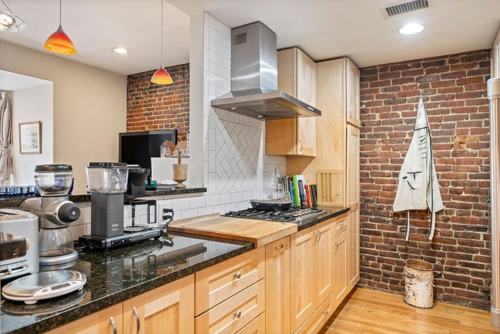 39 Worcester Sq, South End