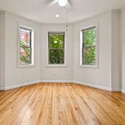 49 Burbank St, Fenway