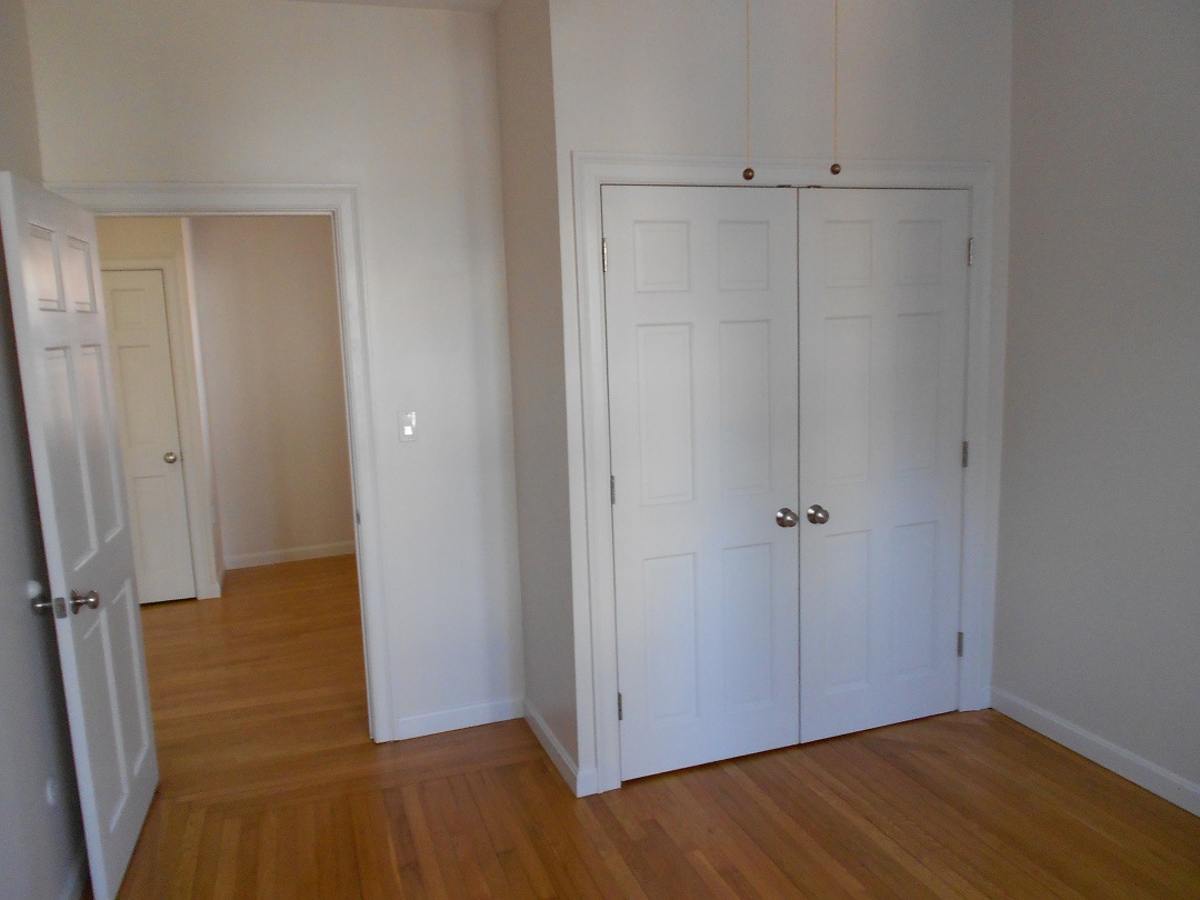 33 Edgerly Rd, Fenway