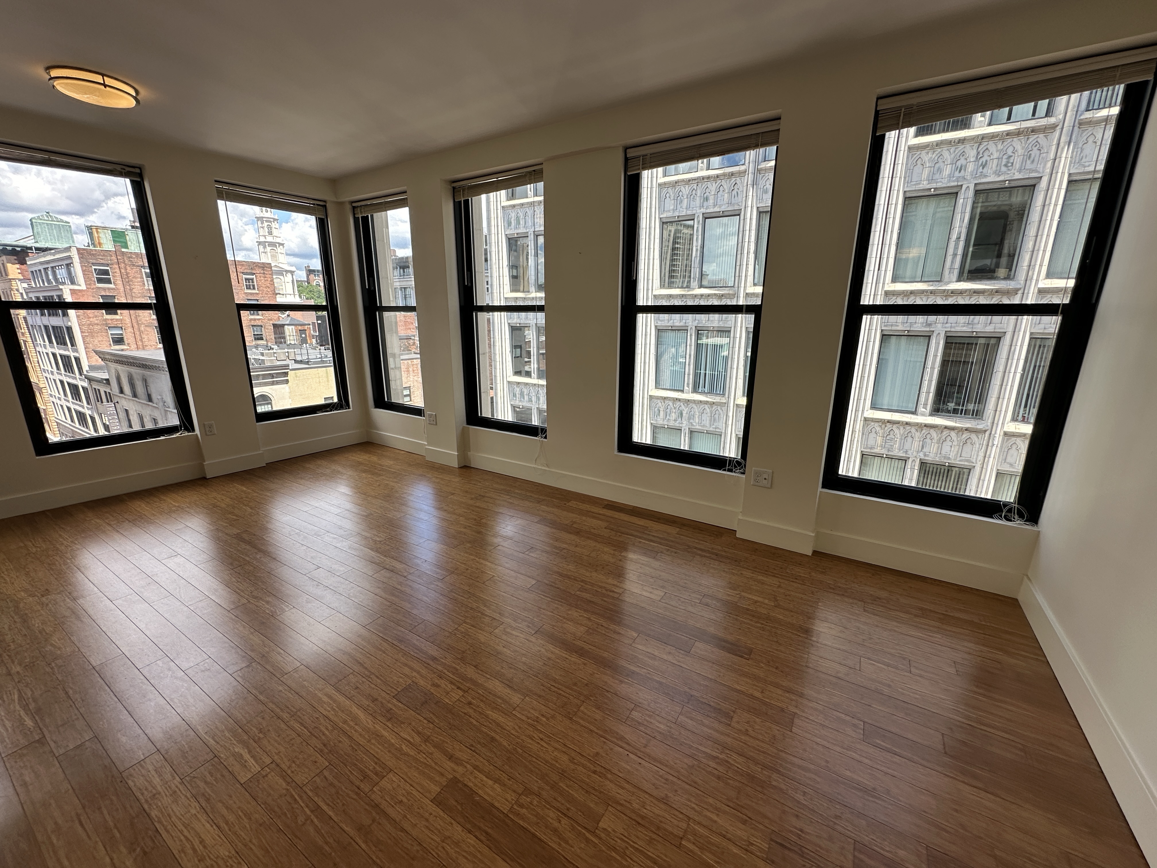 8 Winter St, Downtown