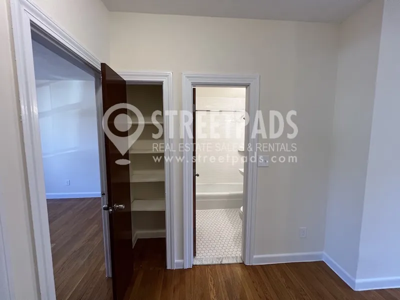 172 North Beacon St, Brighton