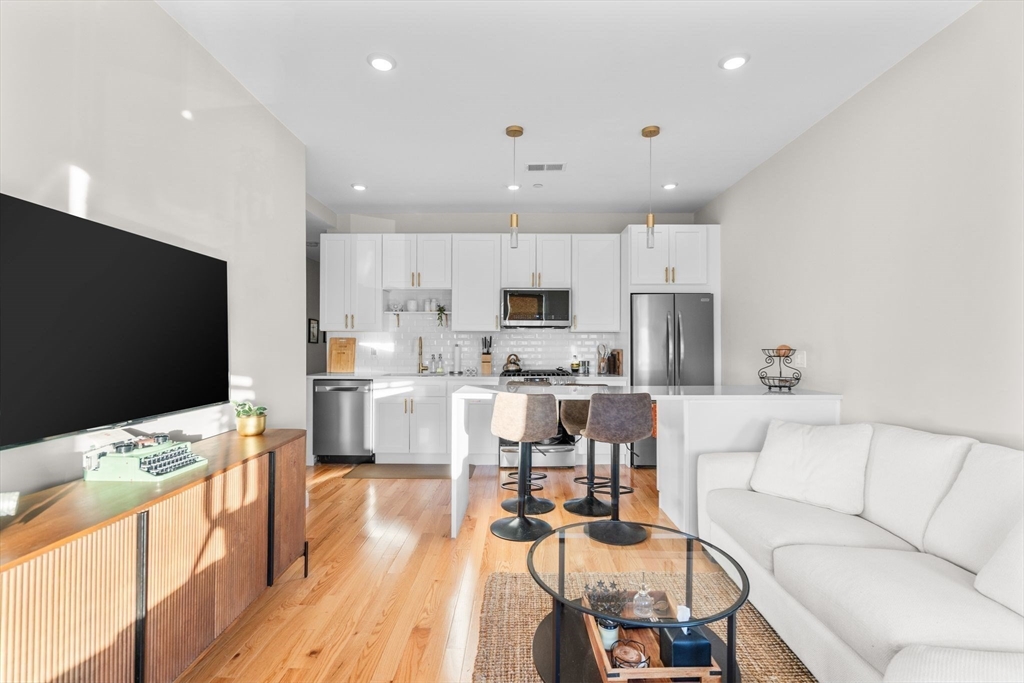 35 Somerset Ave, Winthrop