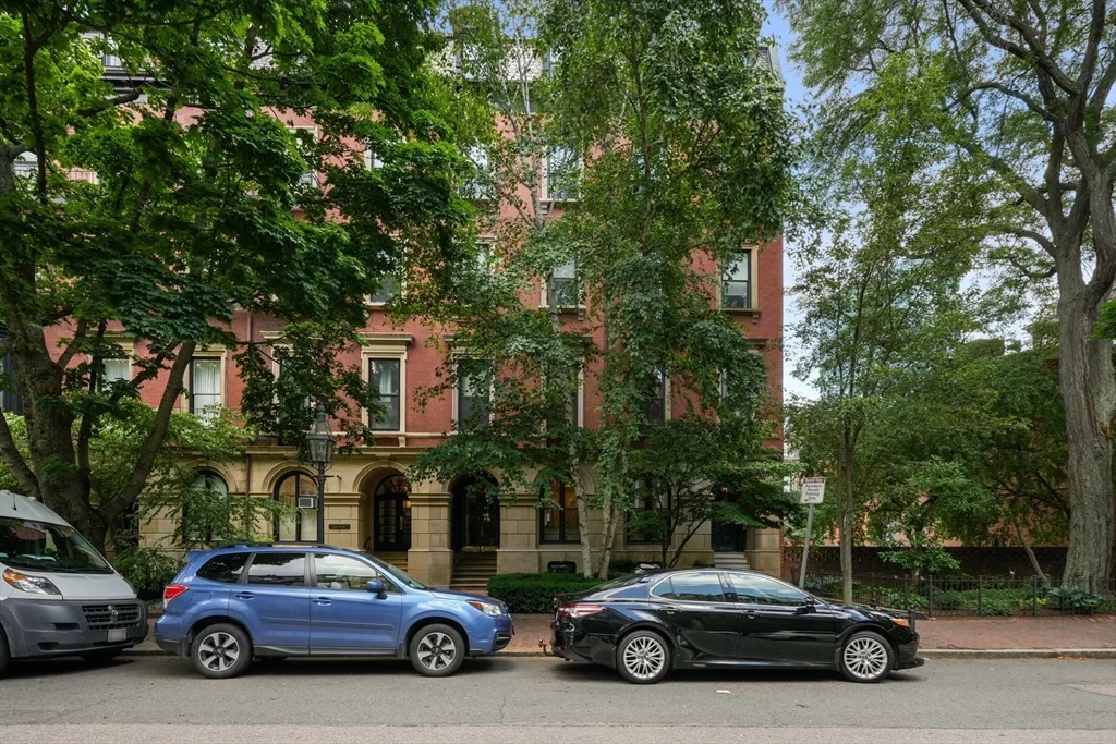 28 Marlborough St, Back Bay