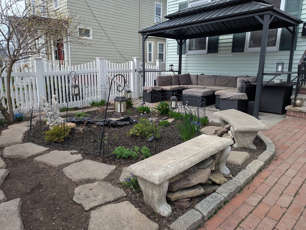 45 Franklin St, Somerville
