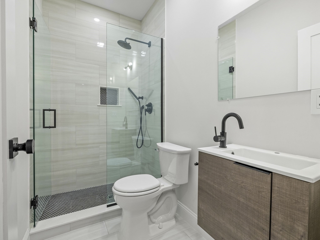 48 Woodward, South Boston