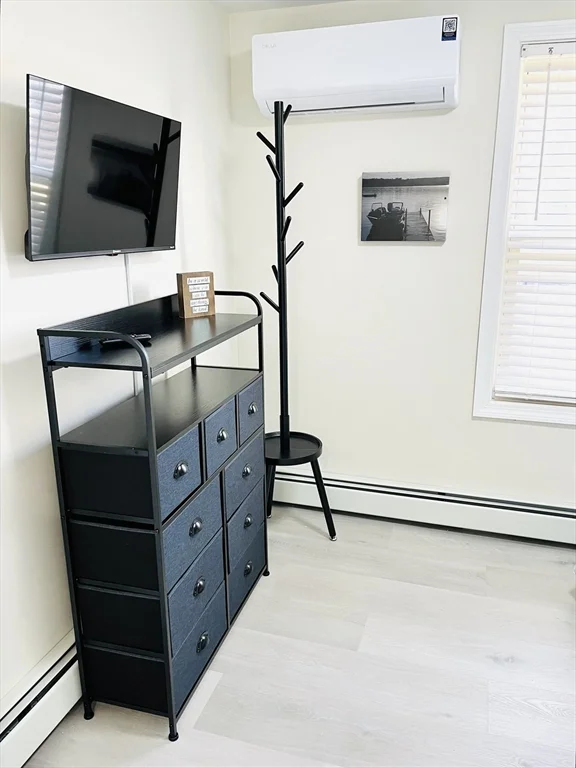 21 Hillside Ave, Swansea