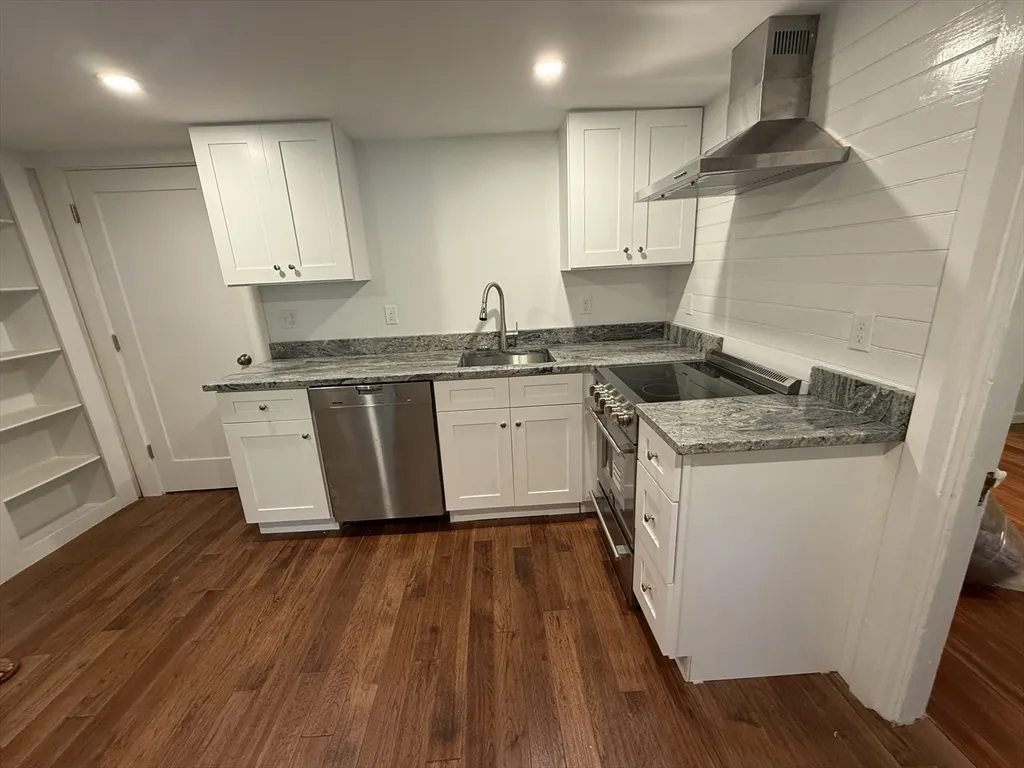 22 Oakland Rd, High Street Hill