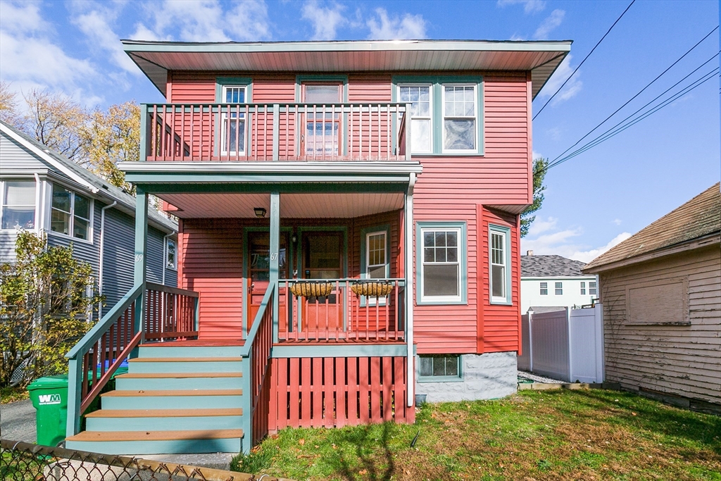 67 Orchard St, Medford