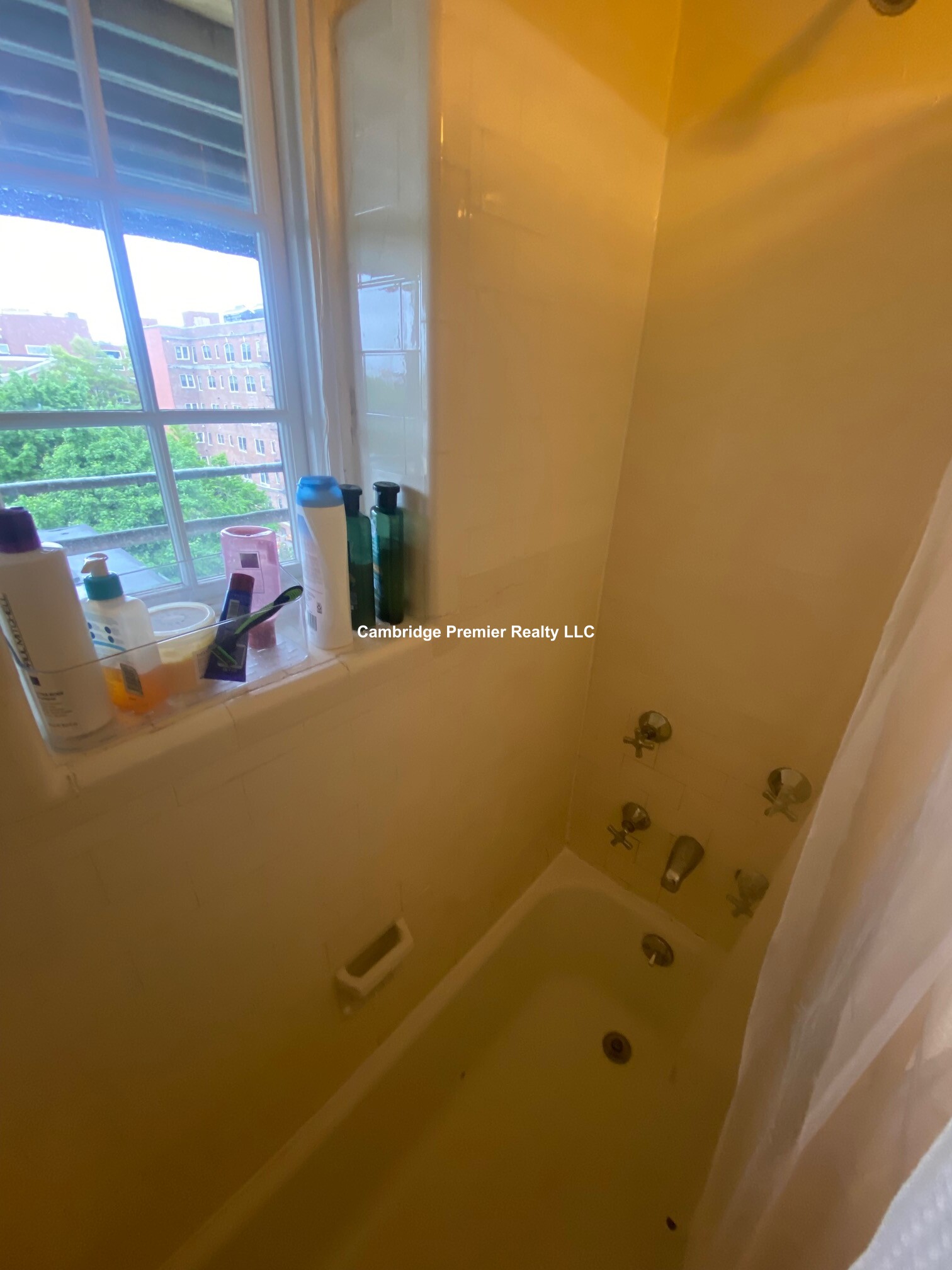 1 bed, 1 bath apartment for rent at 988 Memorial Dr Unit 585, West Cambridge — photo 9 of 12