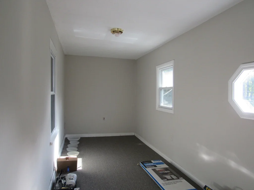 19 Chapman St, Dracut