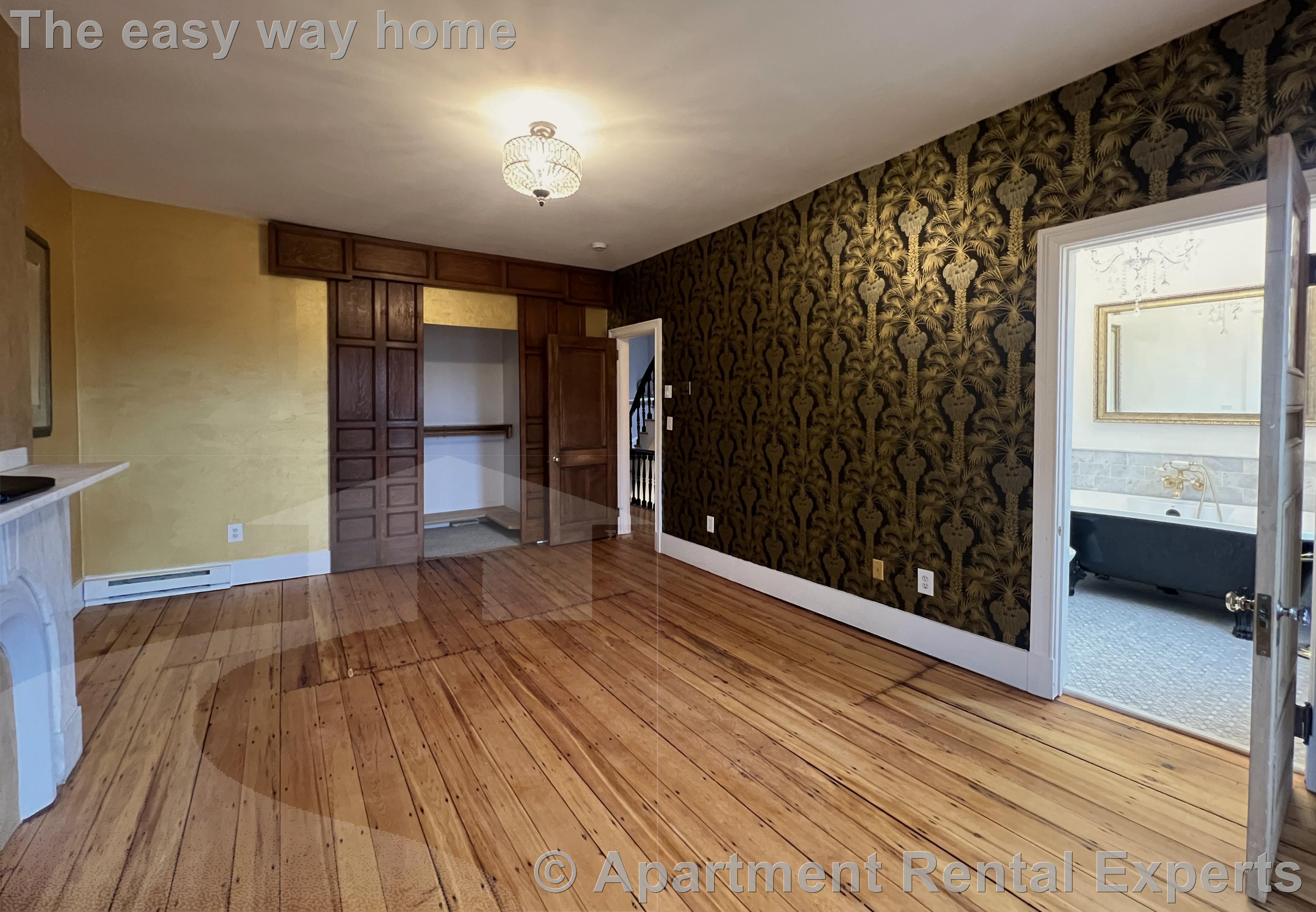 482 Columbus Ave, South End