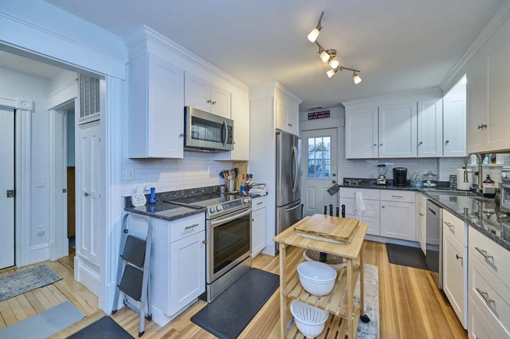 15 Eastern, Swampscott