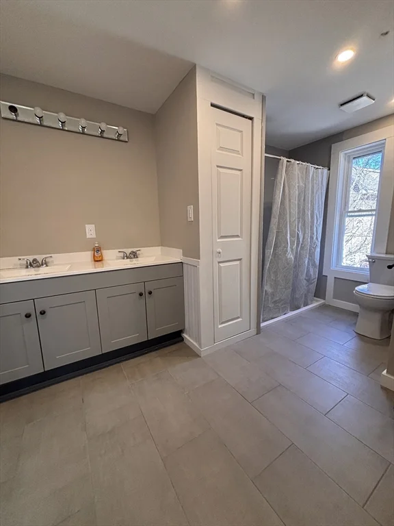 130 Linden Ave, Malden