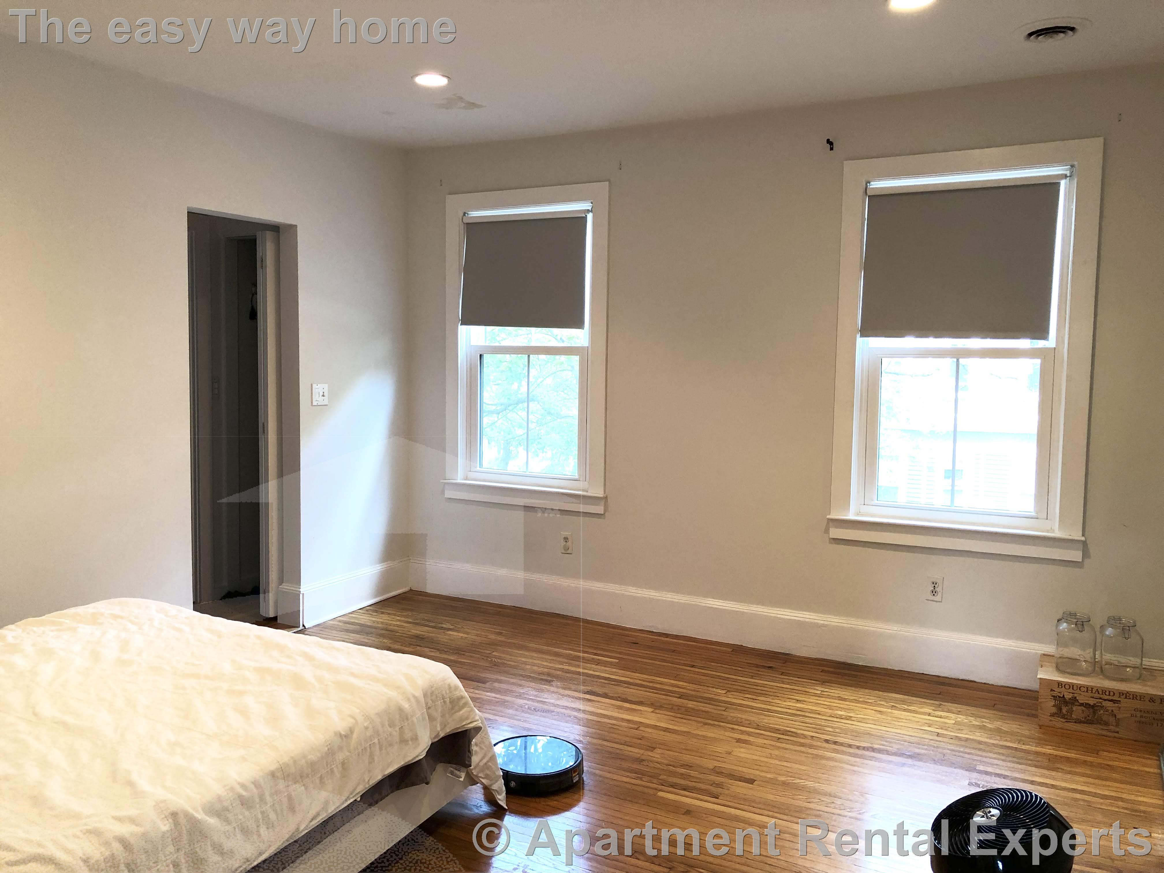 218 Harvard St, Central Square