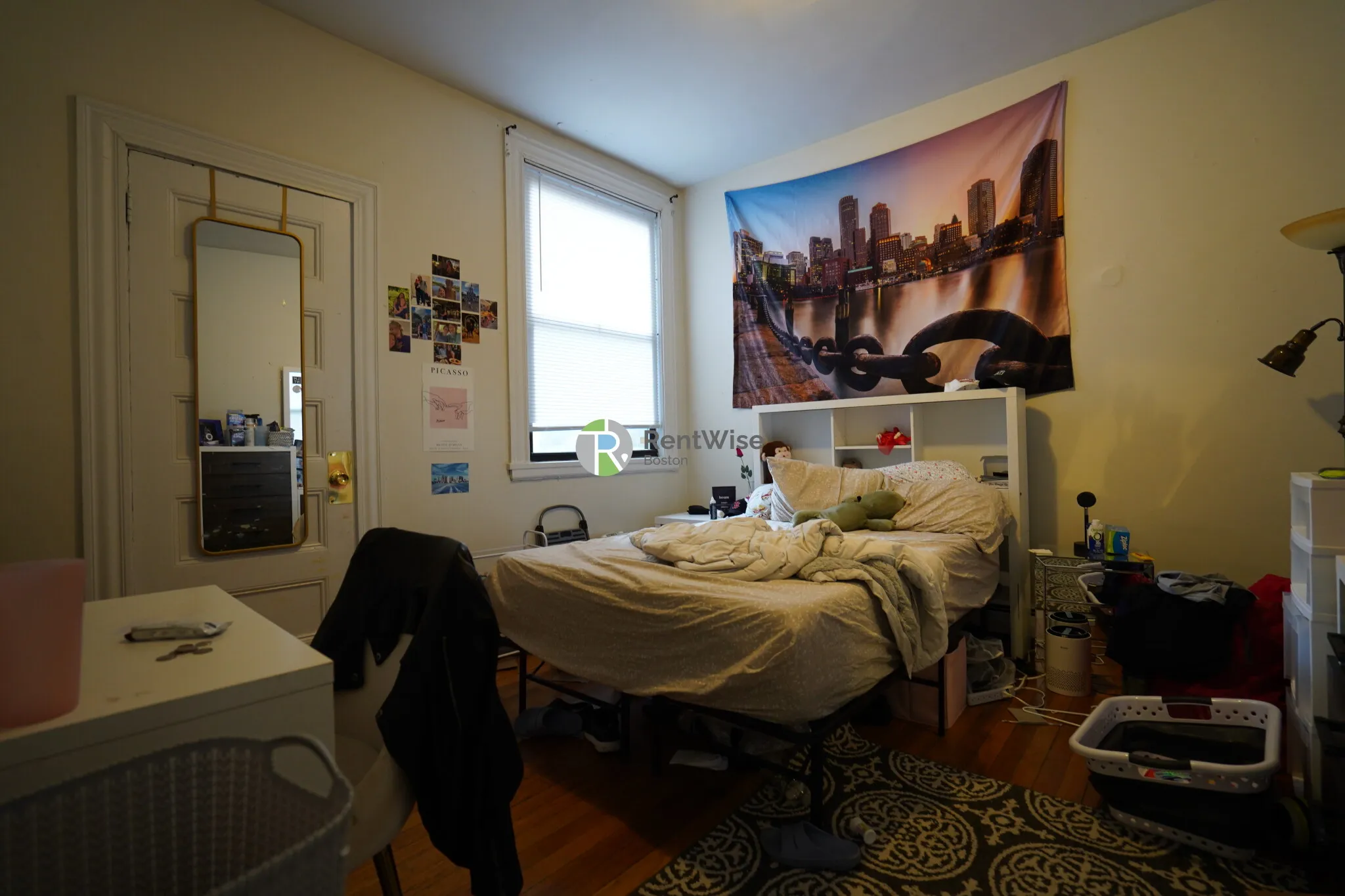 72 Gardner St, Allston