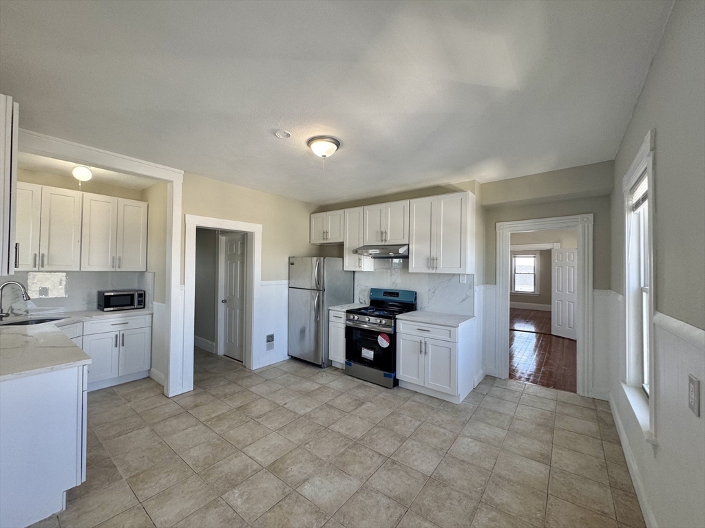 961-963 Broadway, Everett