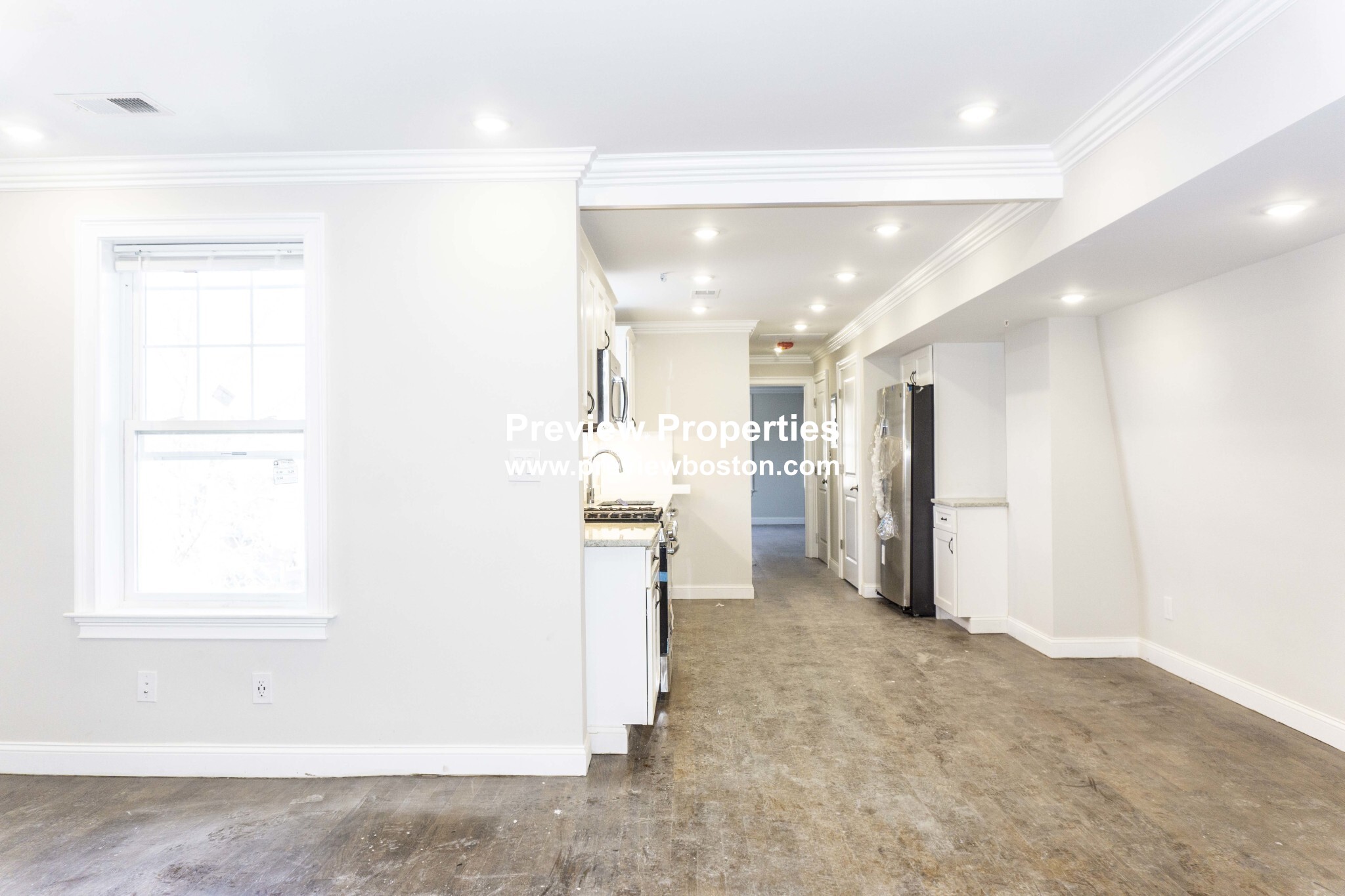 36 Monmouth St, East Boston