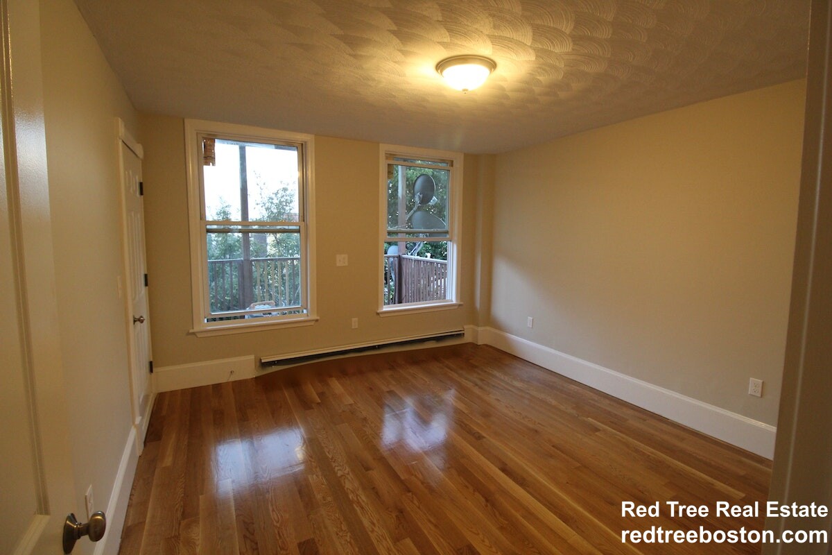 125 Princeton St, East Boston