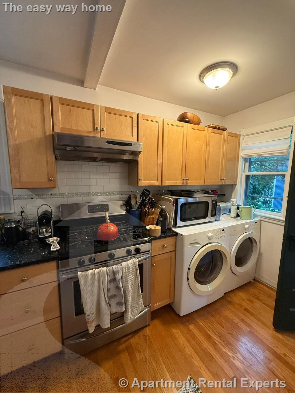 17 Milton St, Davis Square