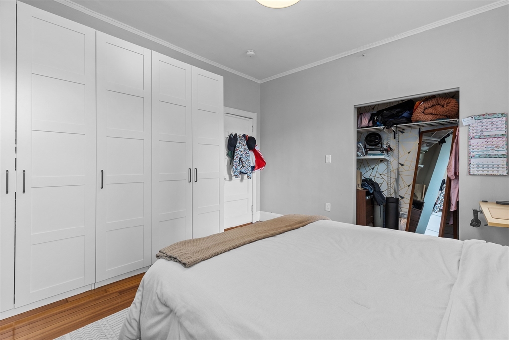 195 Saint Paul St, Brookline